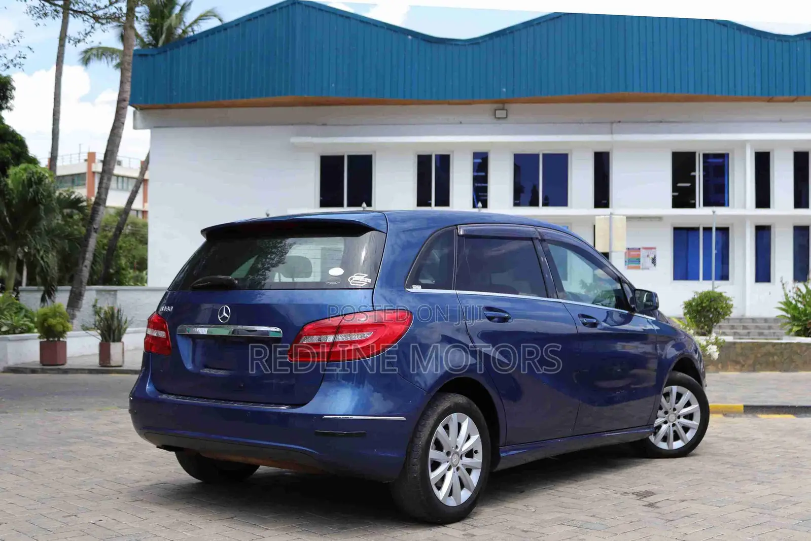 Mercedes-Benz B-Class 2012 Blue