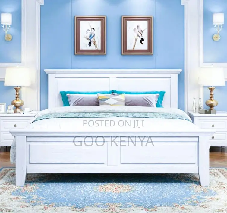 Home Bed; Classic Apartment King Bed With Wooden Frame and Storage