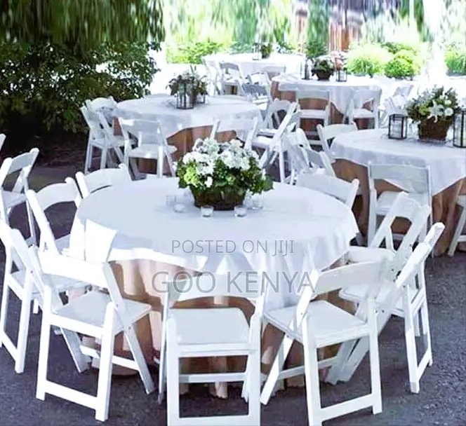 Home Chair; Strong Plastic Folding Chair for Events and Garden