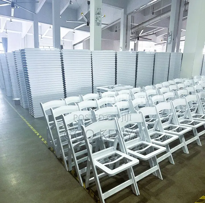 Home Chair; Strong Plastic Folding Chair for Events and Garden