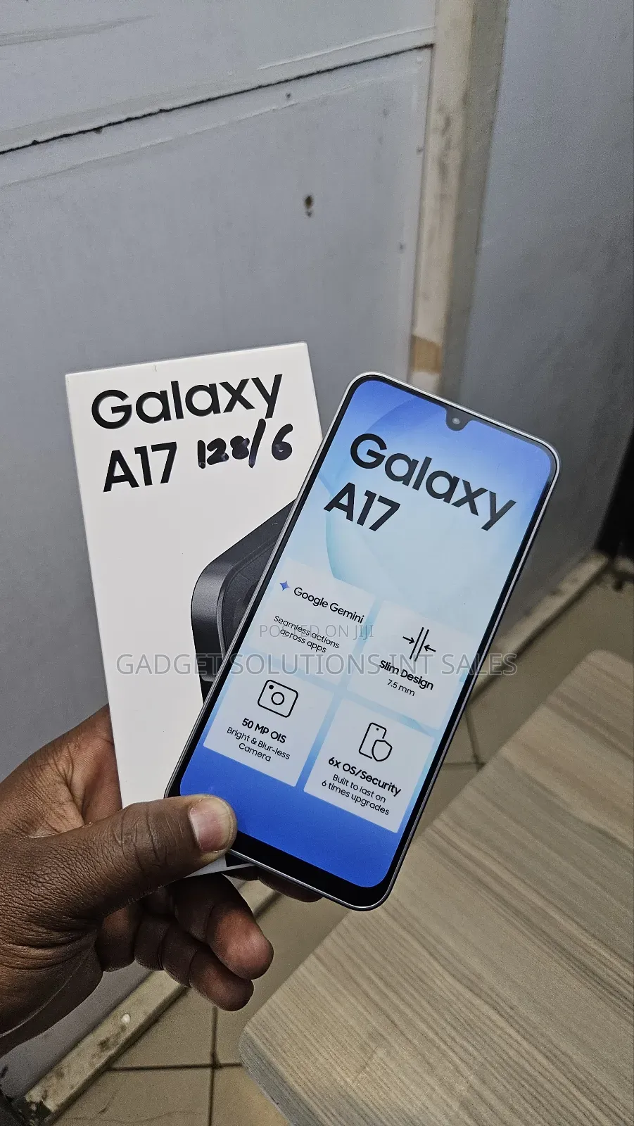 New Samsung Galaxy A17 128 GB Gray
