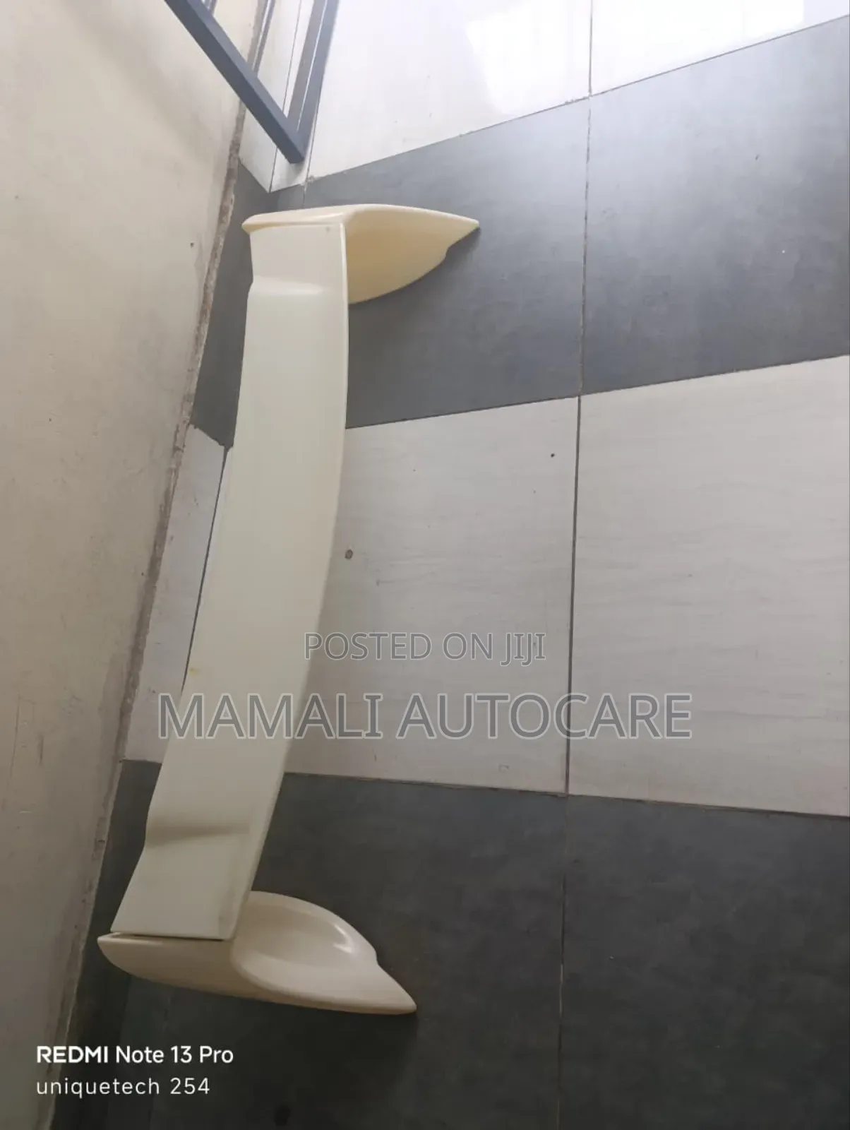 Sport Style Universal Saloon Spoiler Abs Material