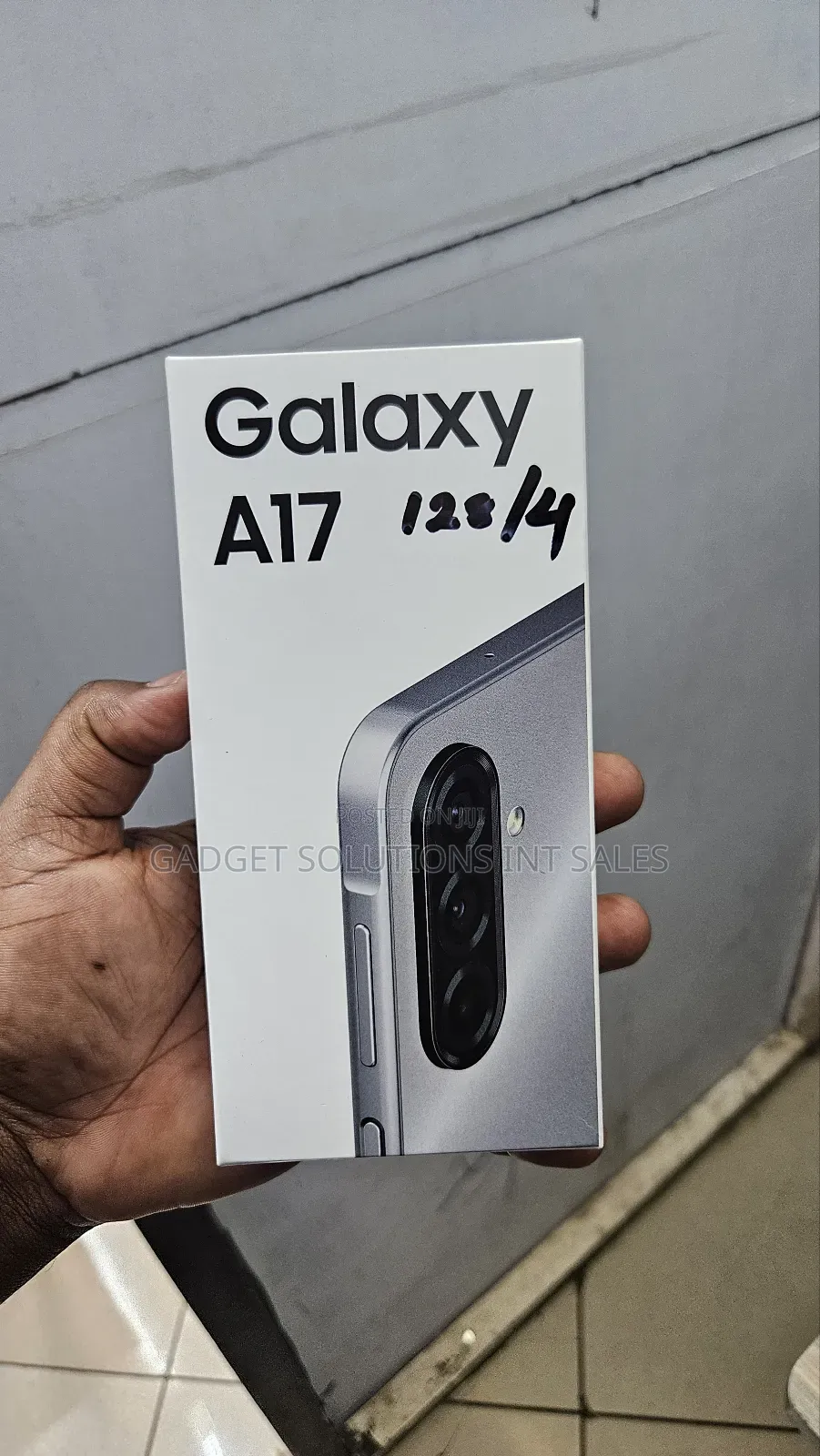 New Samsung Galaxy A17 128 GB Gray