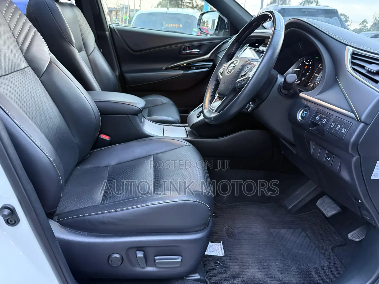 Toyota Harrier 2019 White