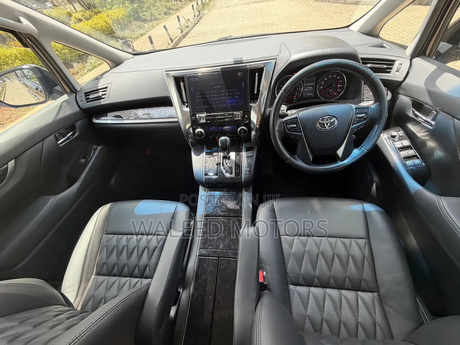 Toyota Vellfire 2018 Purple