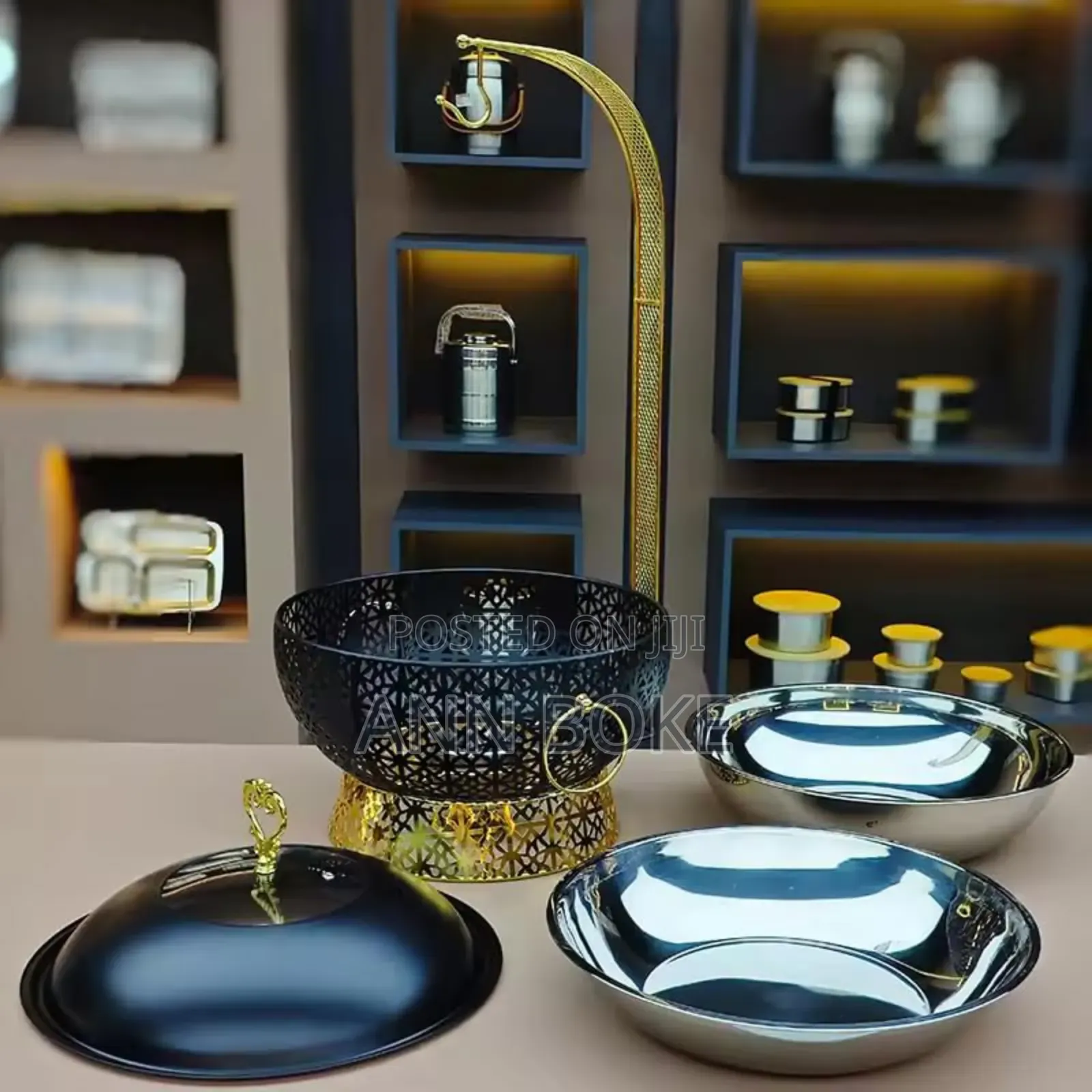 *Black Stainless Steel Chaffing Dish With Hanging Lid At