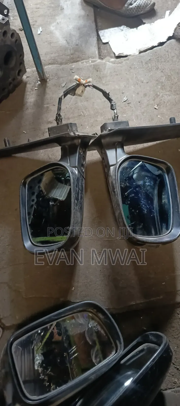 Toyota Isis 2010 Signal Side Mirror