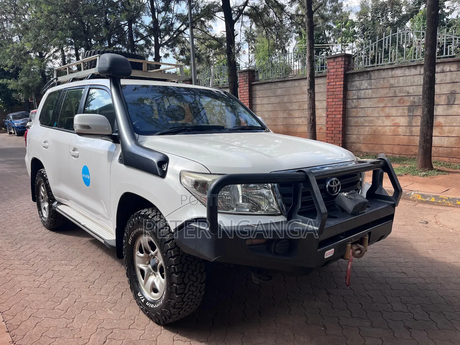 Toyota Land Cruiser 2015 White