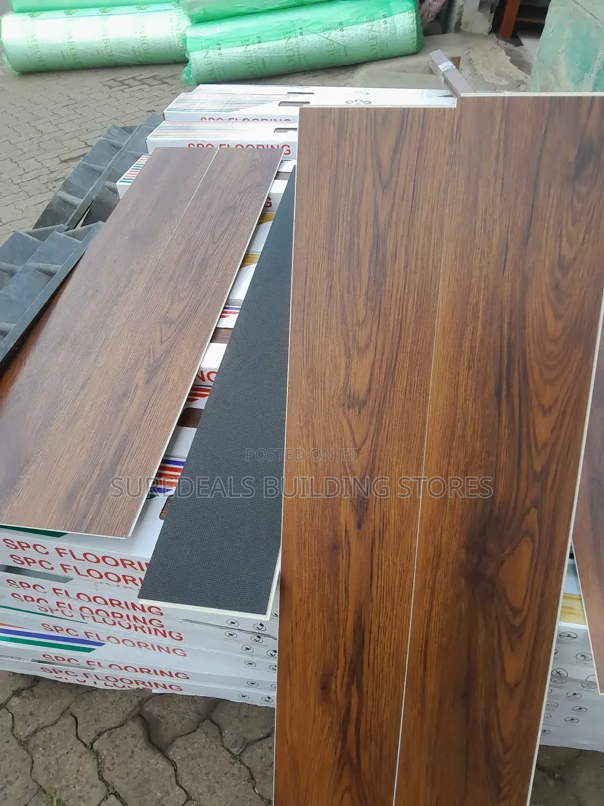 Spc Availabless Spc Flooring Tiles