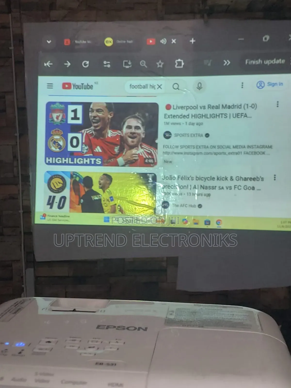Epson Eb-S31 – Bright, Portable Budget Friendly!