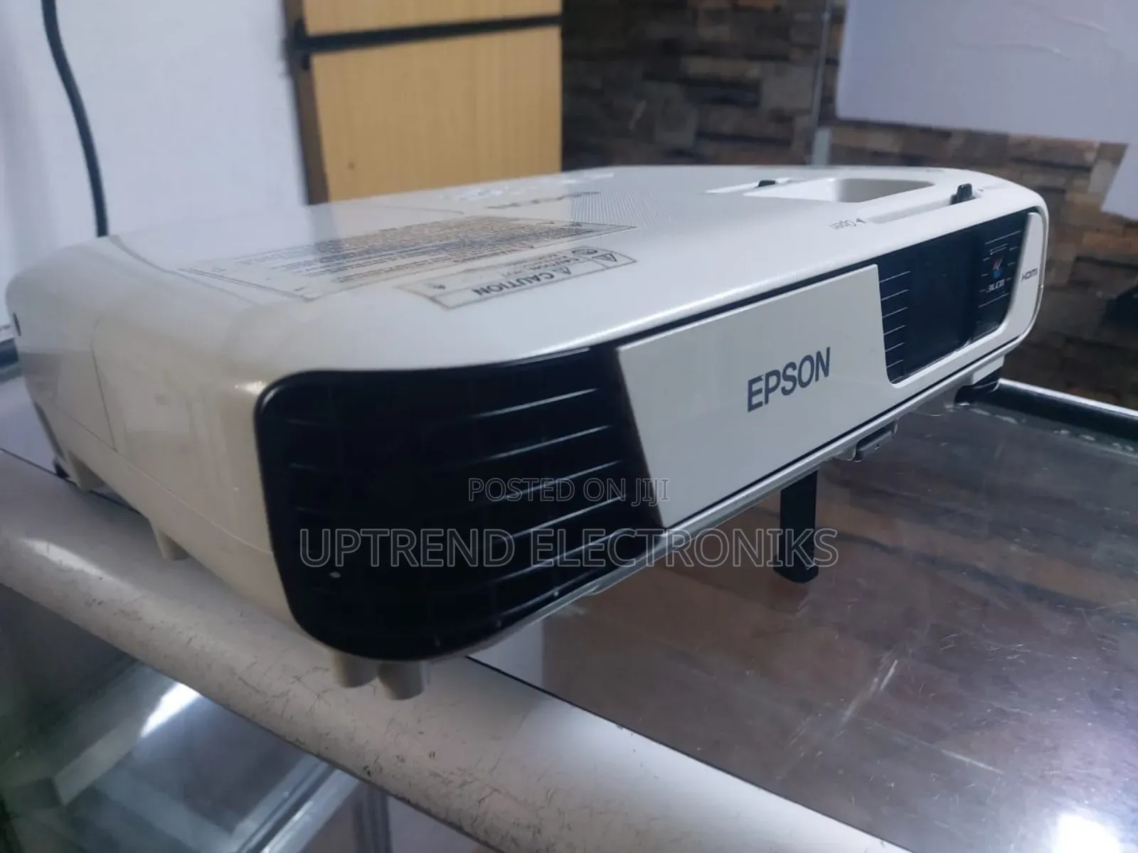 Ex-Uk Epson Eb-S31 | Clean, Powerful, Ready to Use!