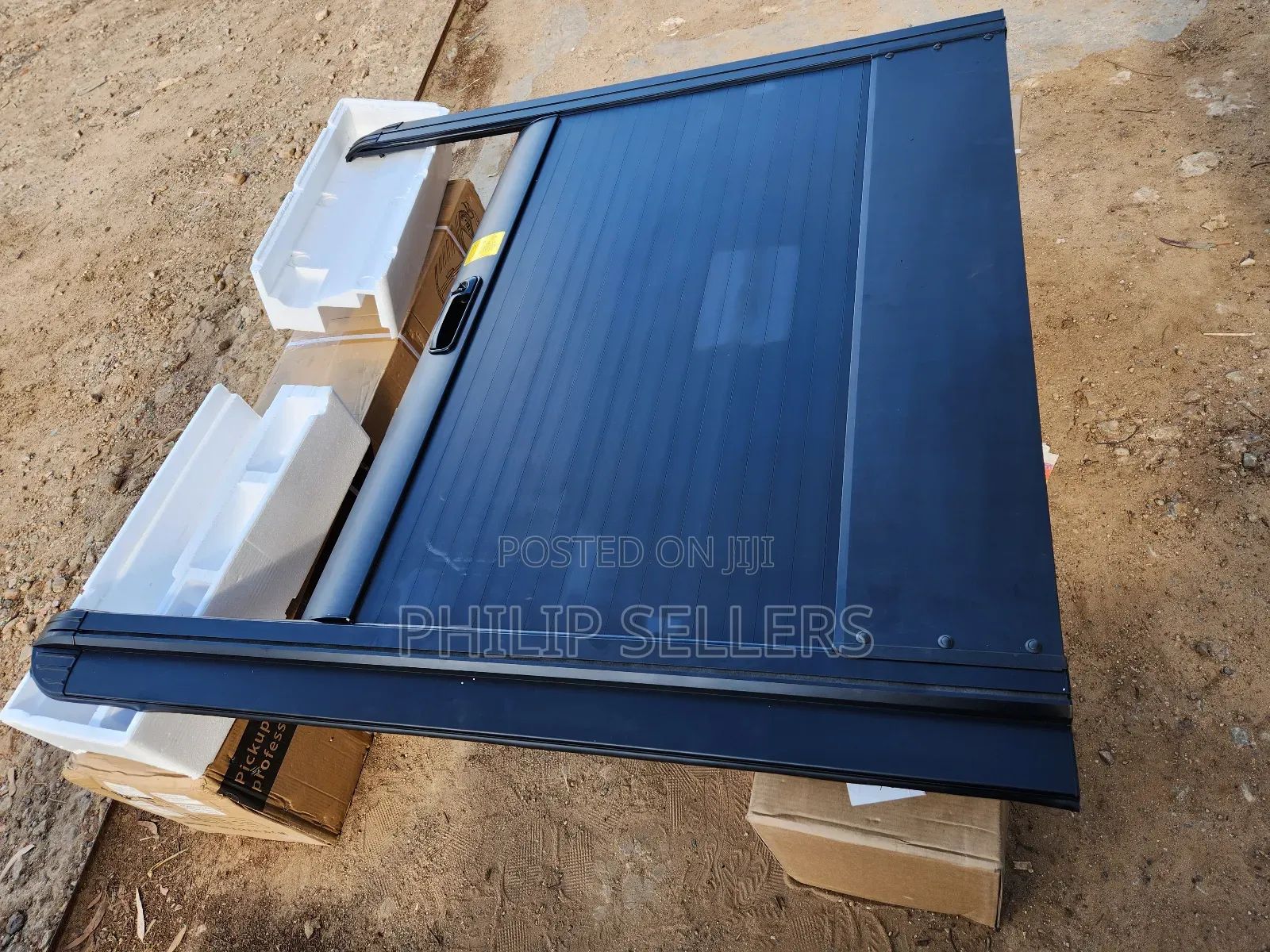 Hilux Revo Roller Shutter 2016