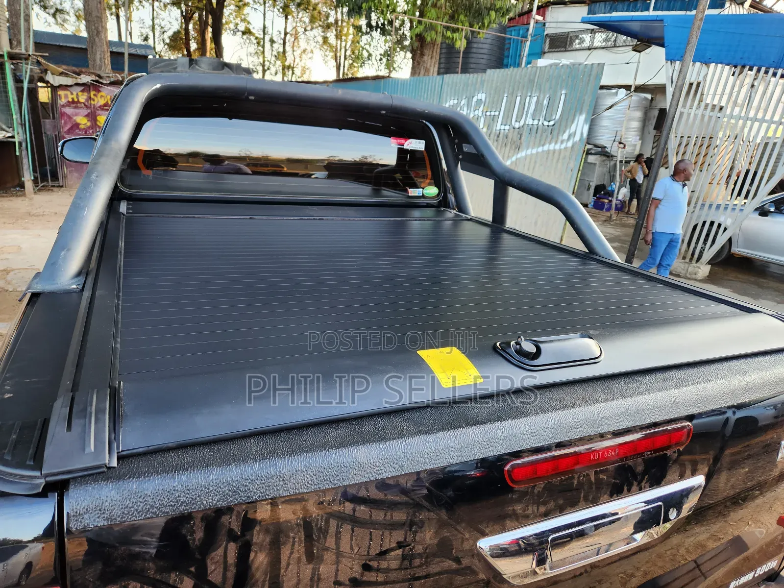 Hilux Revo Roller Shutter 2016