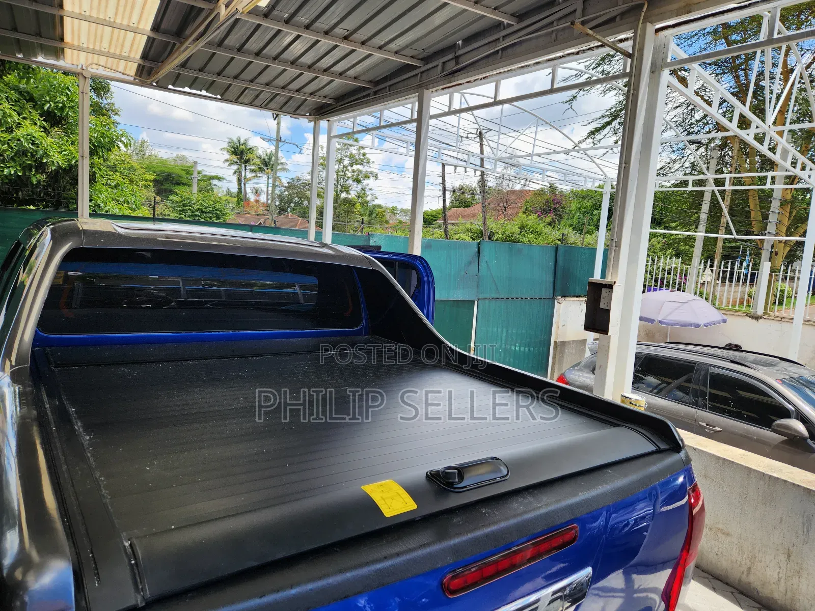 Roller Shutter for Toyota Hilux Mk8 9 (2016+) Double Cab Bed Black