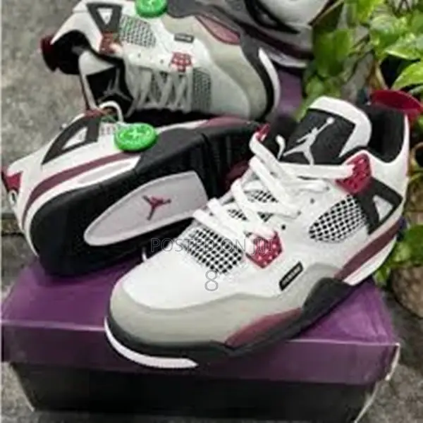 Jordan 4 Lifestyle Kicks – Iconic Design