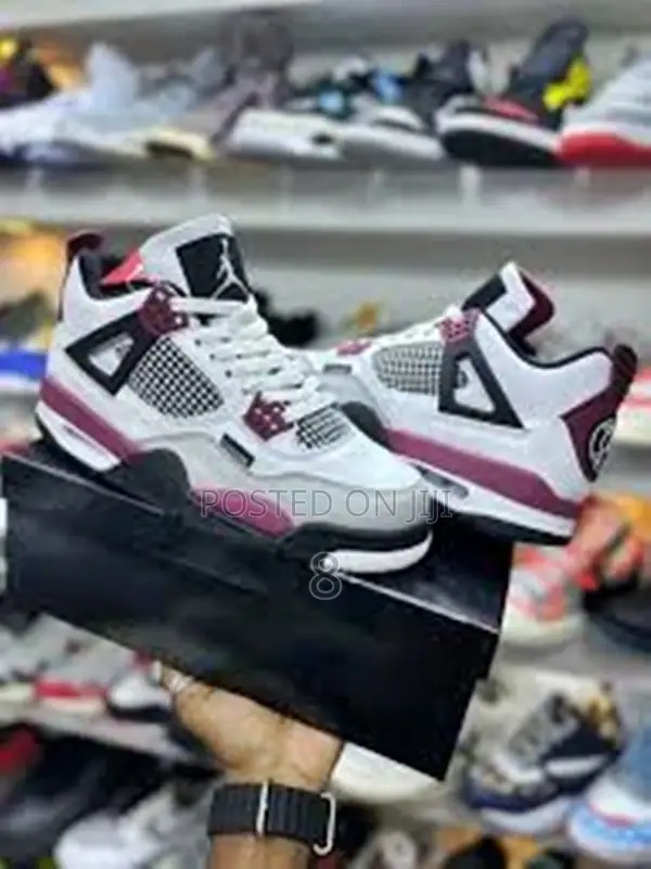 Air Jordan 4 Classic Build – Strong Grip Sole