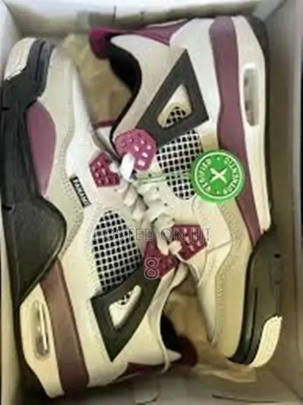 Jordan 4 Retro Casual Shoes – Timeless Style