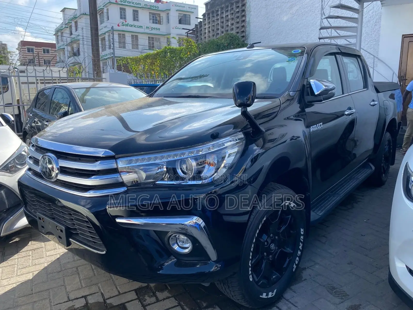 Toyota Hilux 2019 Black