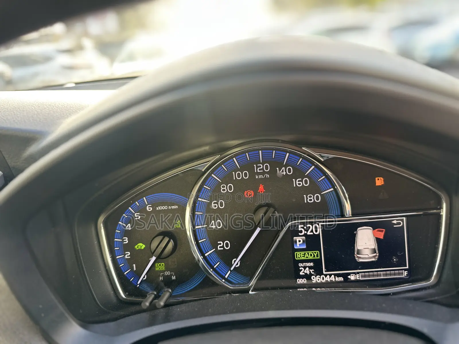 Toyota Corolla Fielder 1.5 Hybrid FWD 2018 Silver