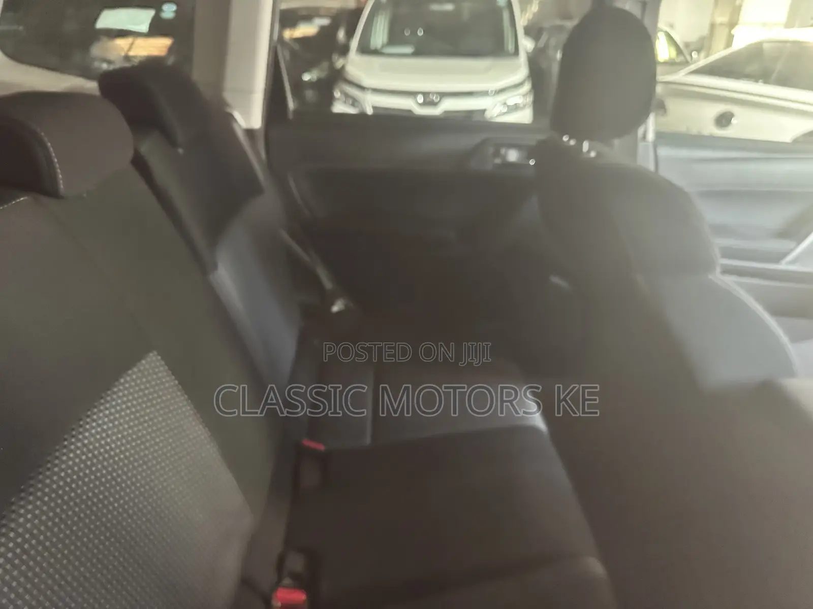 Subaru Forester Base AWD 2019 Silver