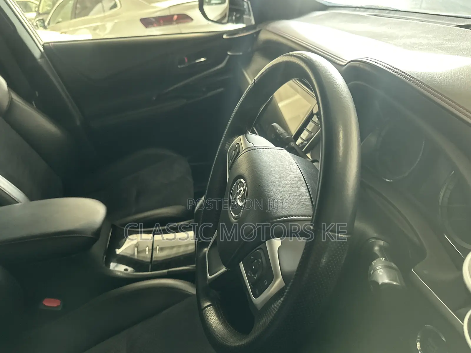 Toyota Harrier 2.0 4WD 2020 Black