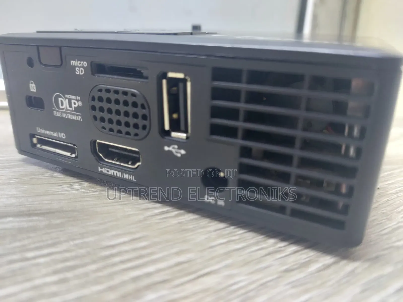 Optoma Ml750 – Led Brilliance in a Mini Design