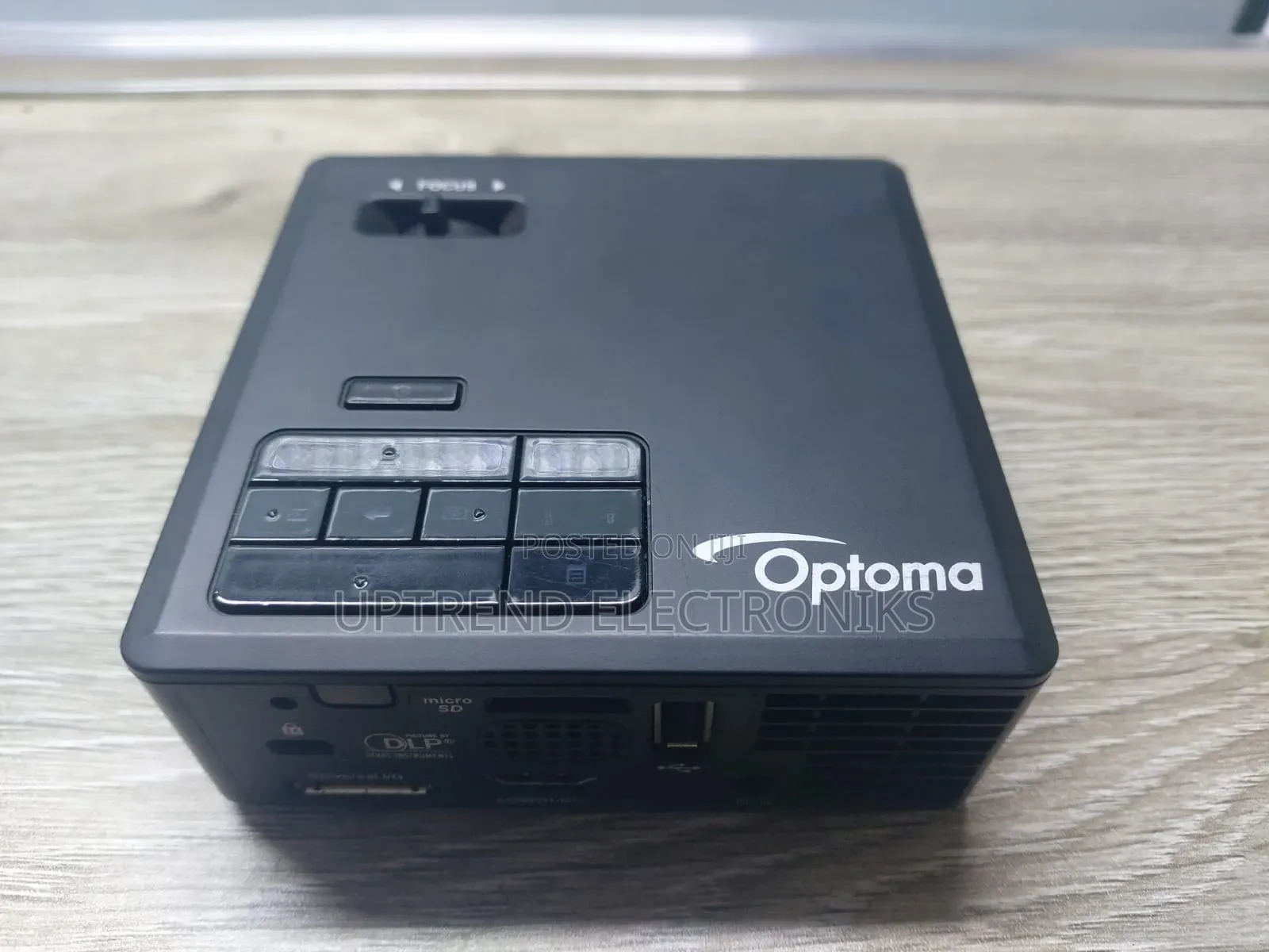 Optoma Ml750 – Your Travel-Friendly Presentation Beast