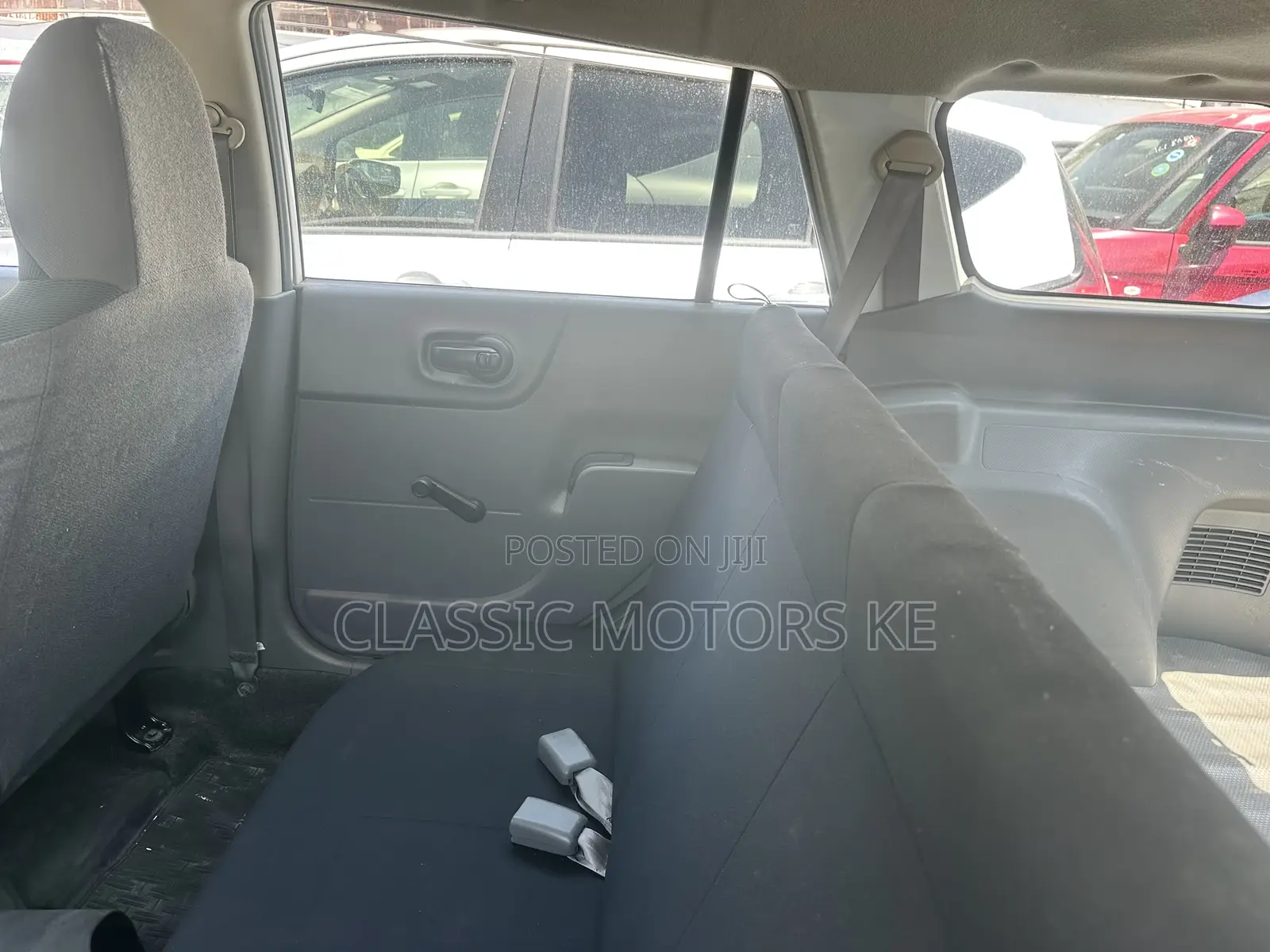 Nissan NV1500 2019 White
