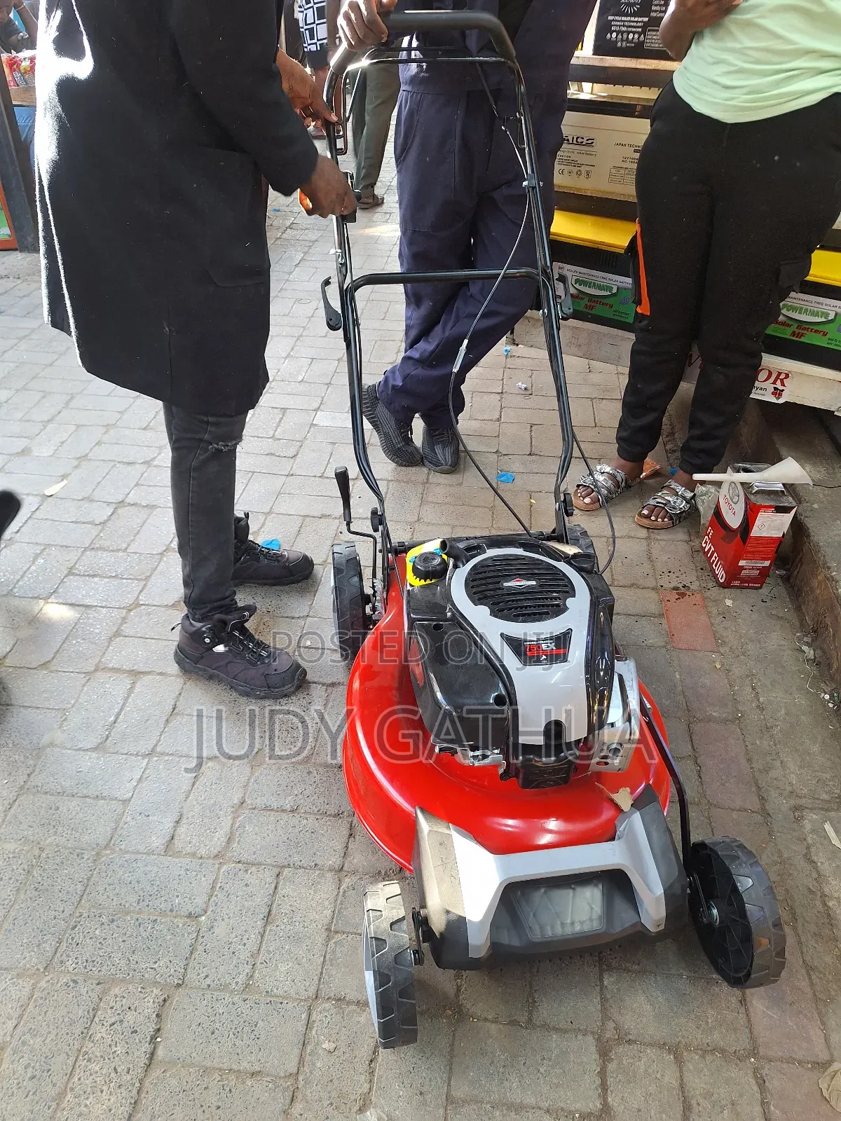 Stallion and Briggs Lawn Mower 21"