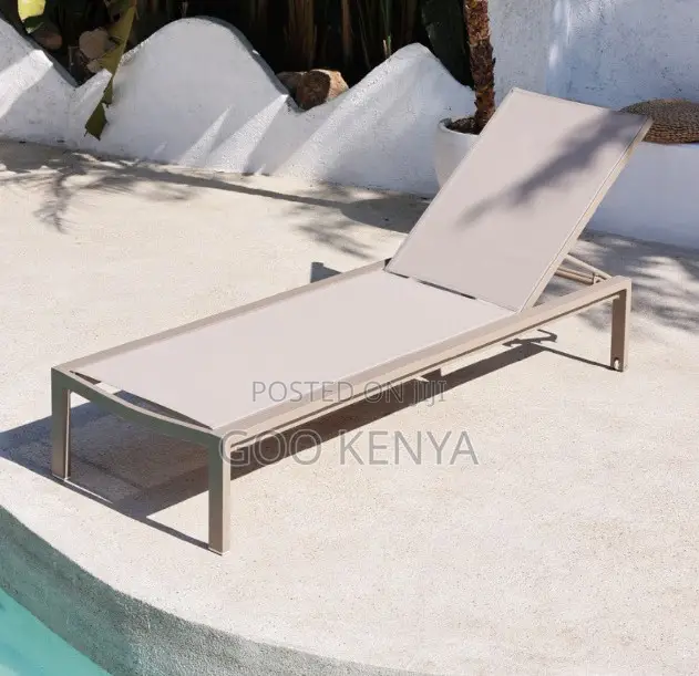 Outdoor Chair; Outdoor Recliner Perfect for Sunbathing and Relaxation