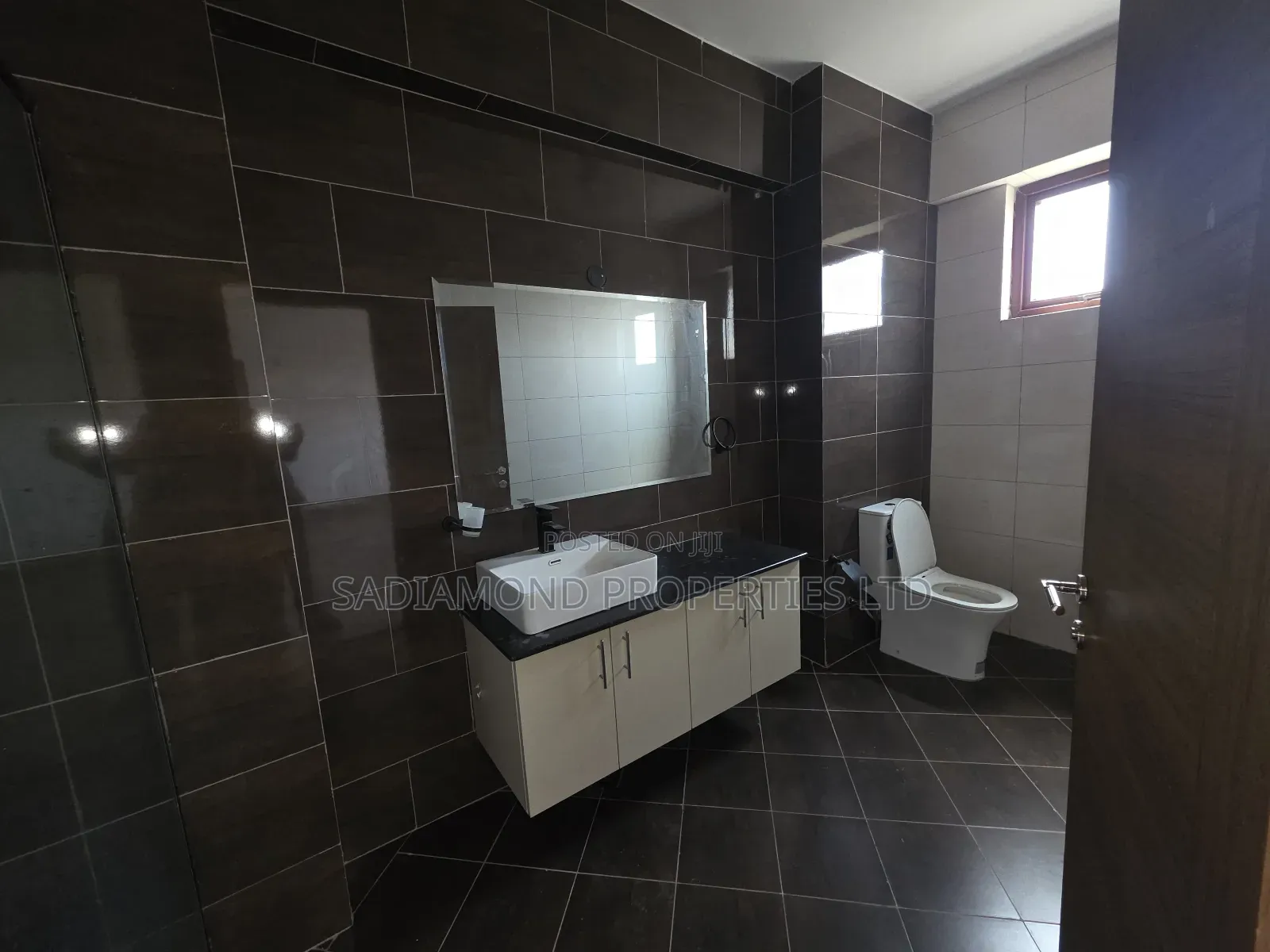 3bdrm Apartment in Westlands for rent