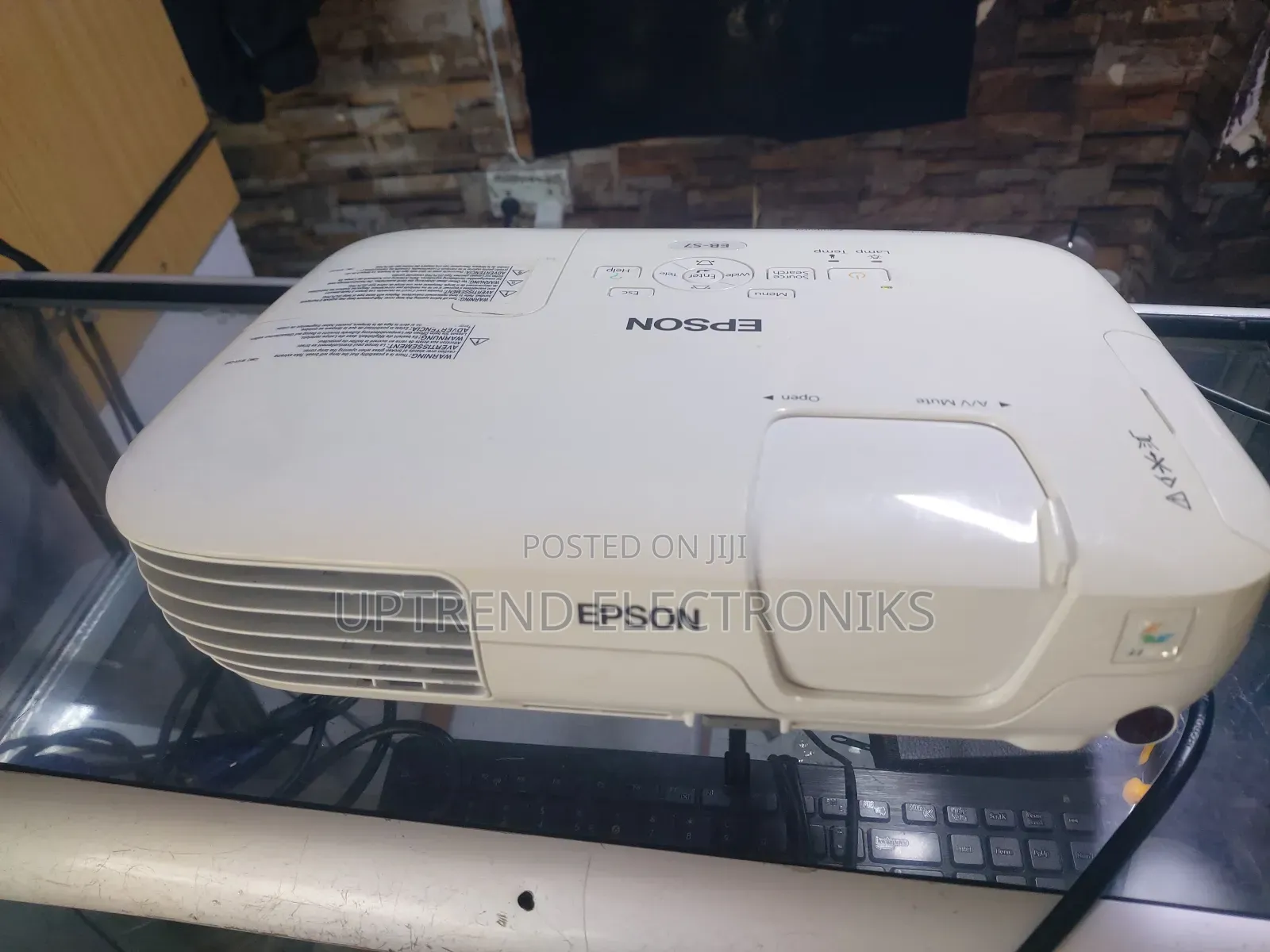 Epson Eb-S7 – Bright 2500 Lumens Projector Kenya