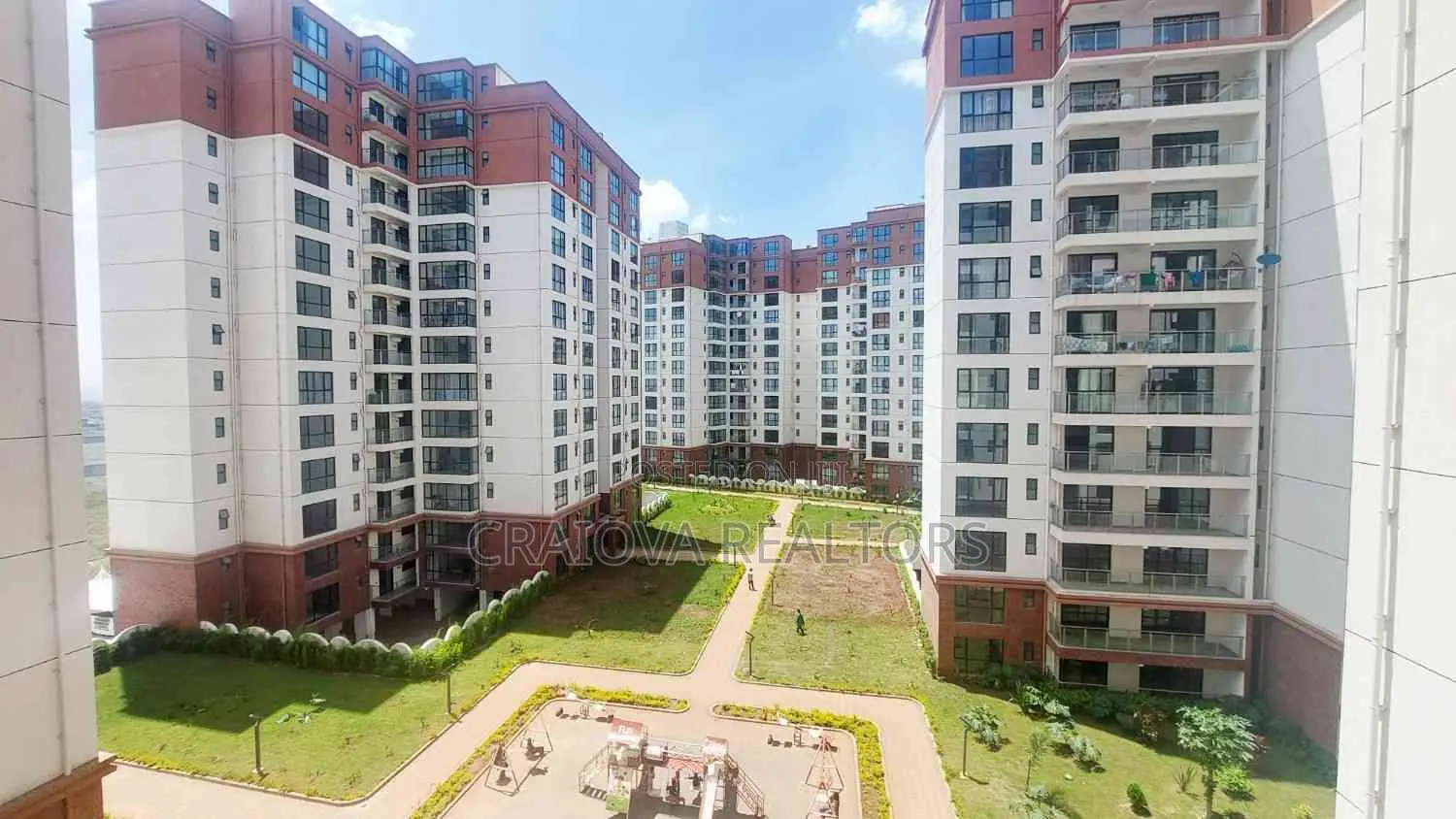 3bdrm Apartment in Hotel 67 Area for sale