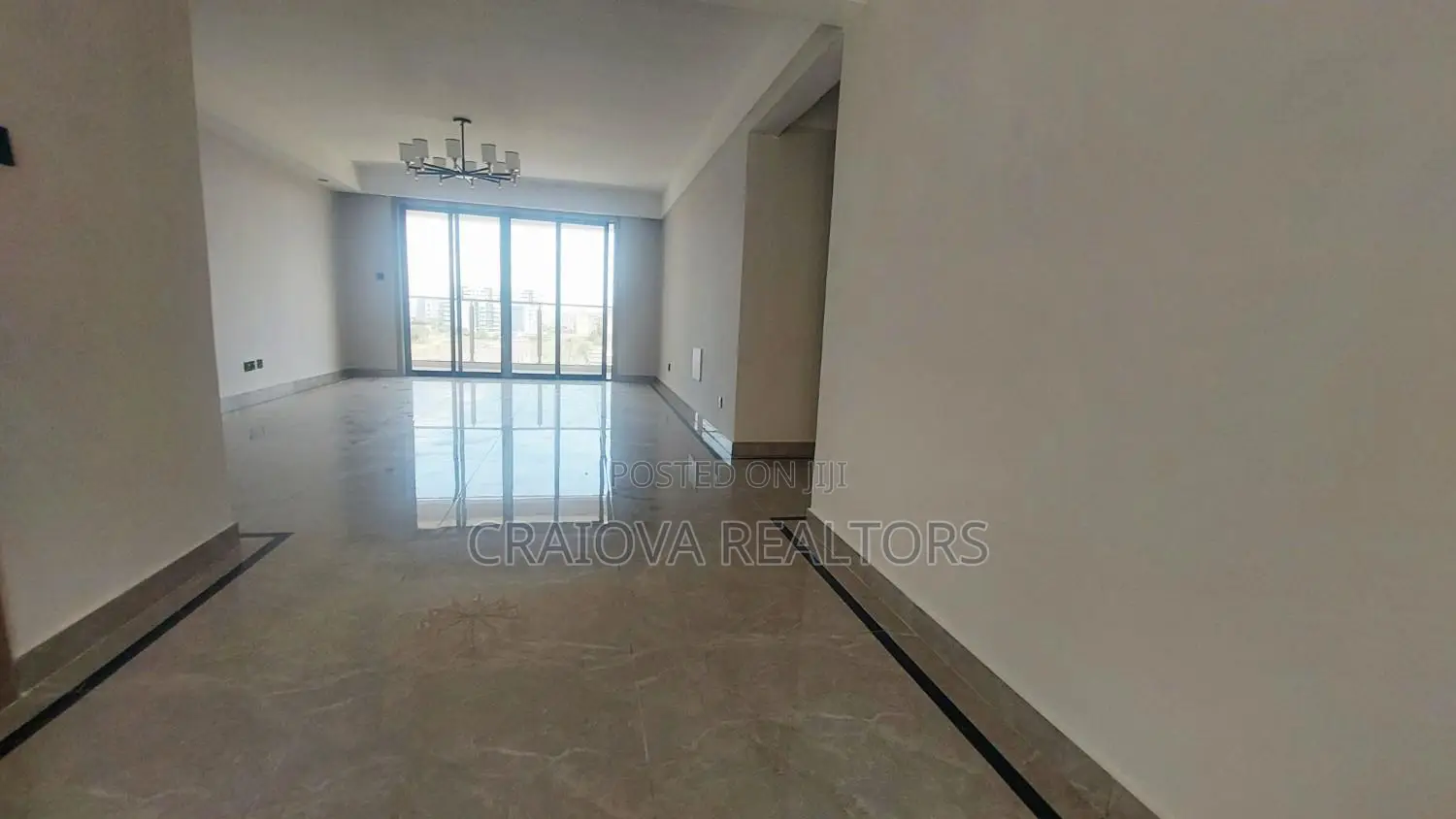 3bdrm Apartment in Hotel 67 Area for sale