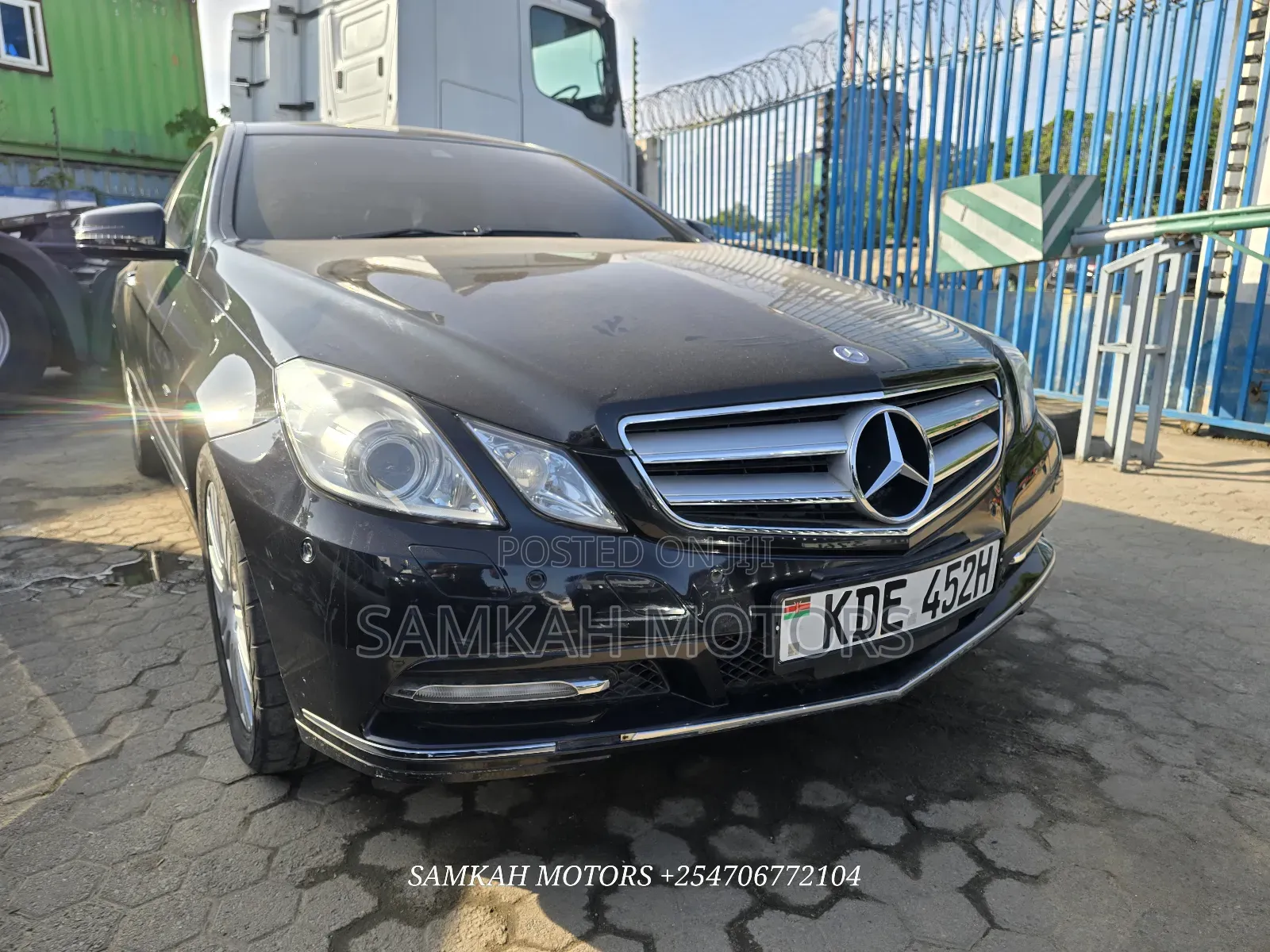 Mercedes-Benz E250 2015 Black