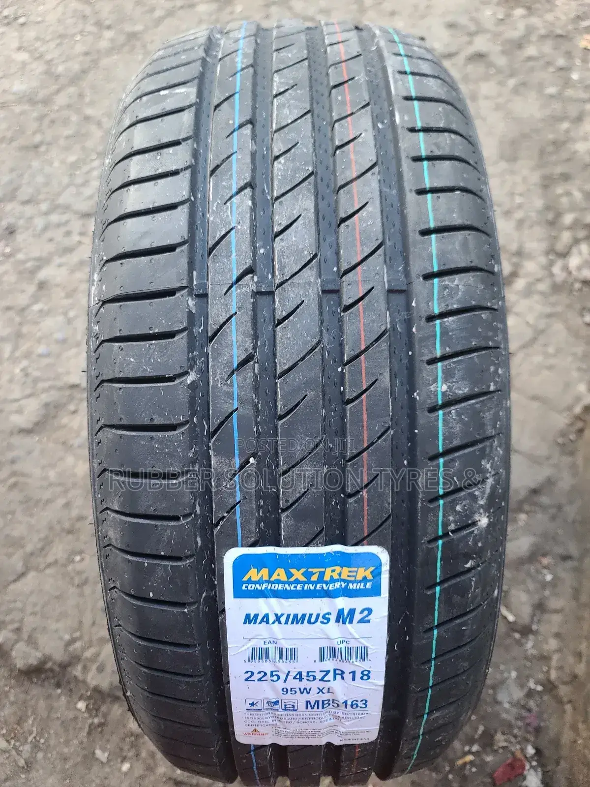225/45r18 Maxtrek Tires [Muximus M2 ]