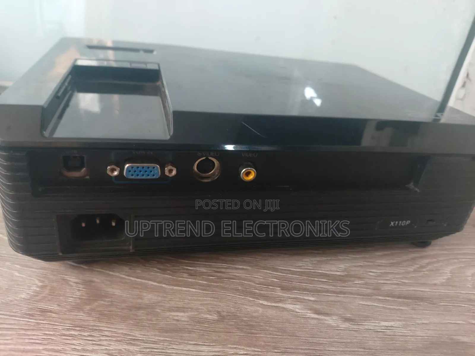 Acer X110p Projector – Bright, Reliable Perfect for Any Space
