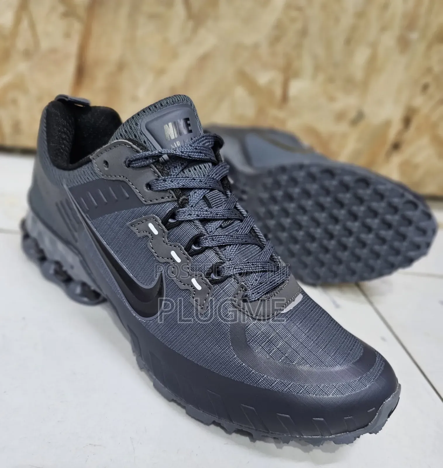 Nike Air Max Ultra Sneakers