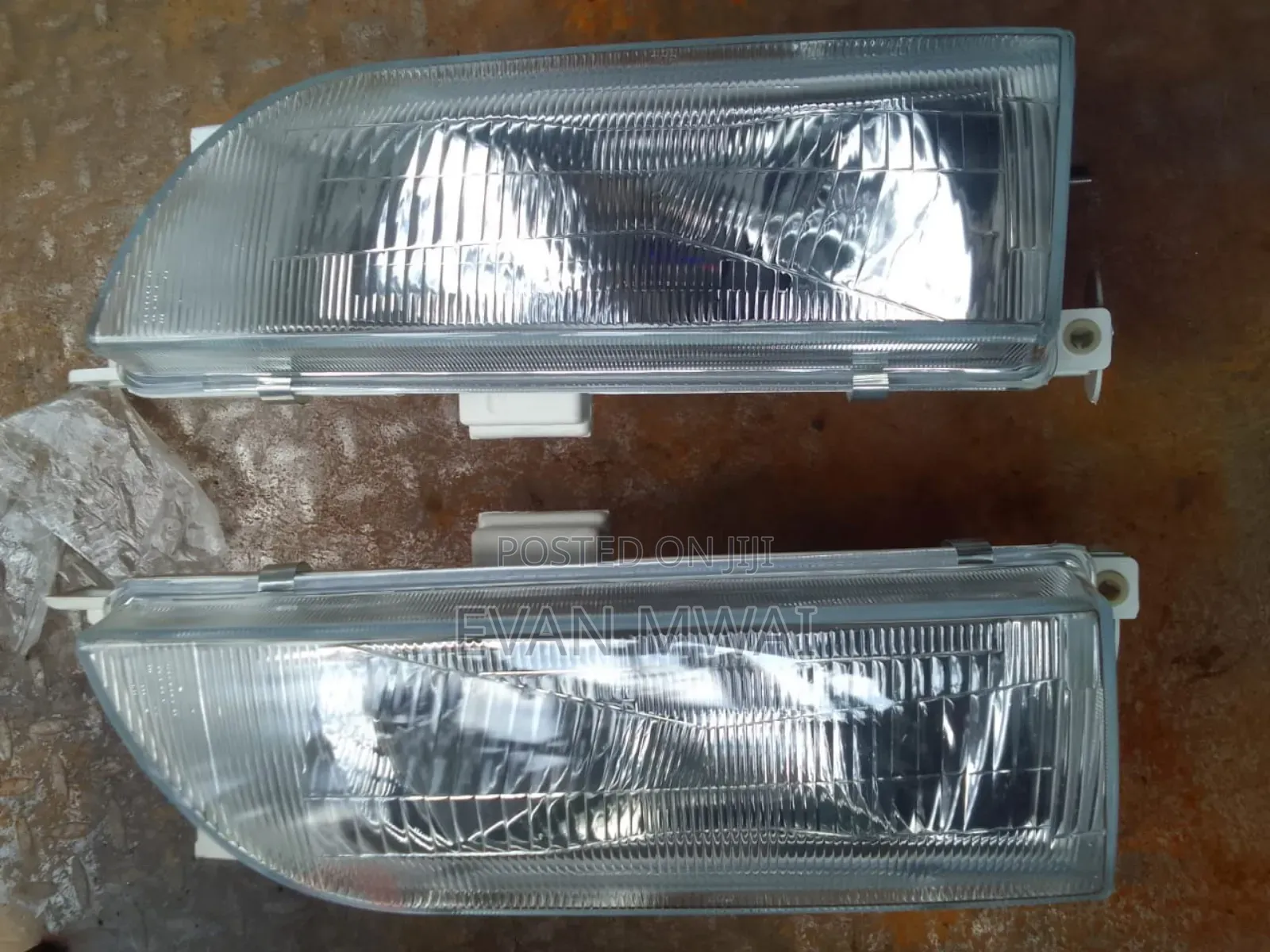 Headlight Toyota 102/100