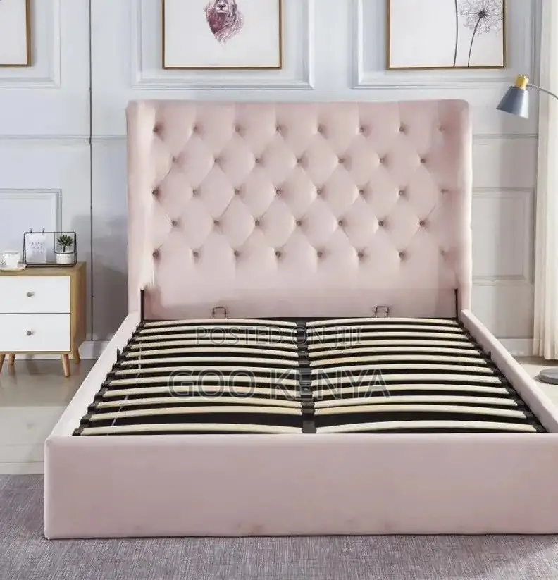 Home Bed; French Diamond-Tufted Soft Velvet King Size Bed Frame