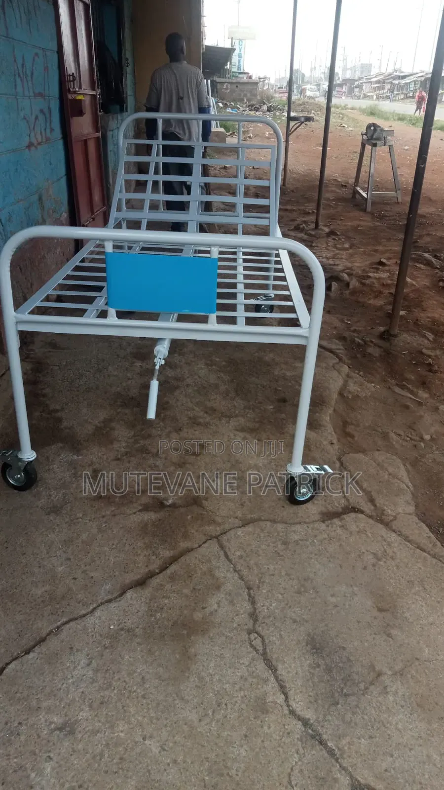 Local Hospital Bed(Single Crank With Castors)