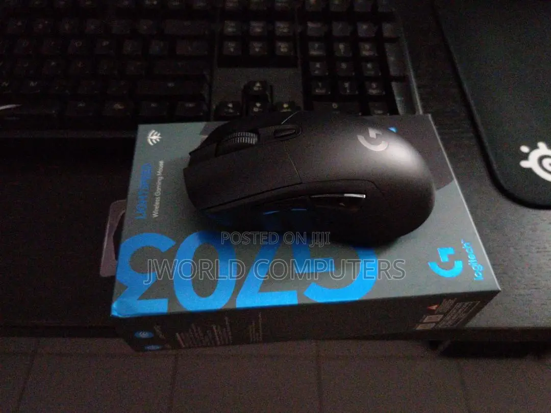 Logitech G703 Lightspeed Wireless Gaming Mouse