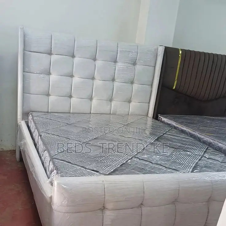 Detailed 5 by 6 Box Chester Bed