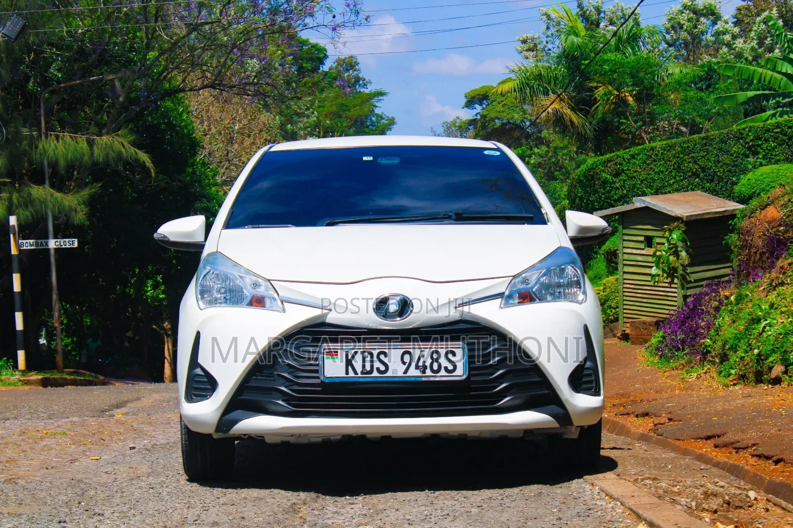 Toyota Vitz 2017 White