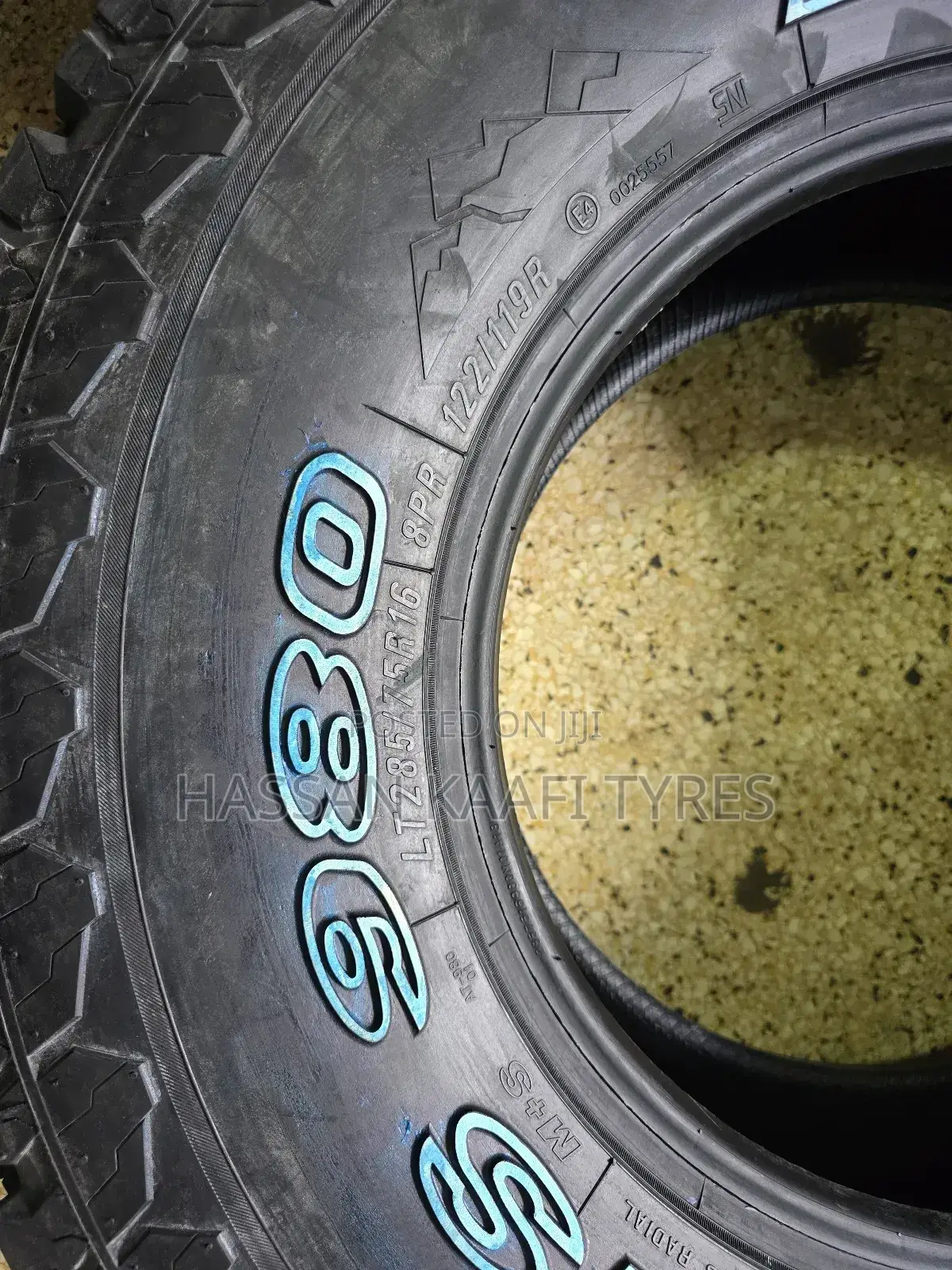 285/75r16 Maxxis a/T 980 Thailand