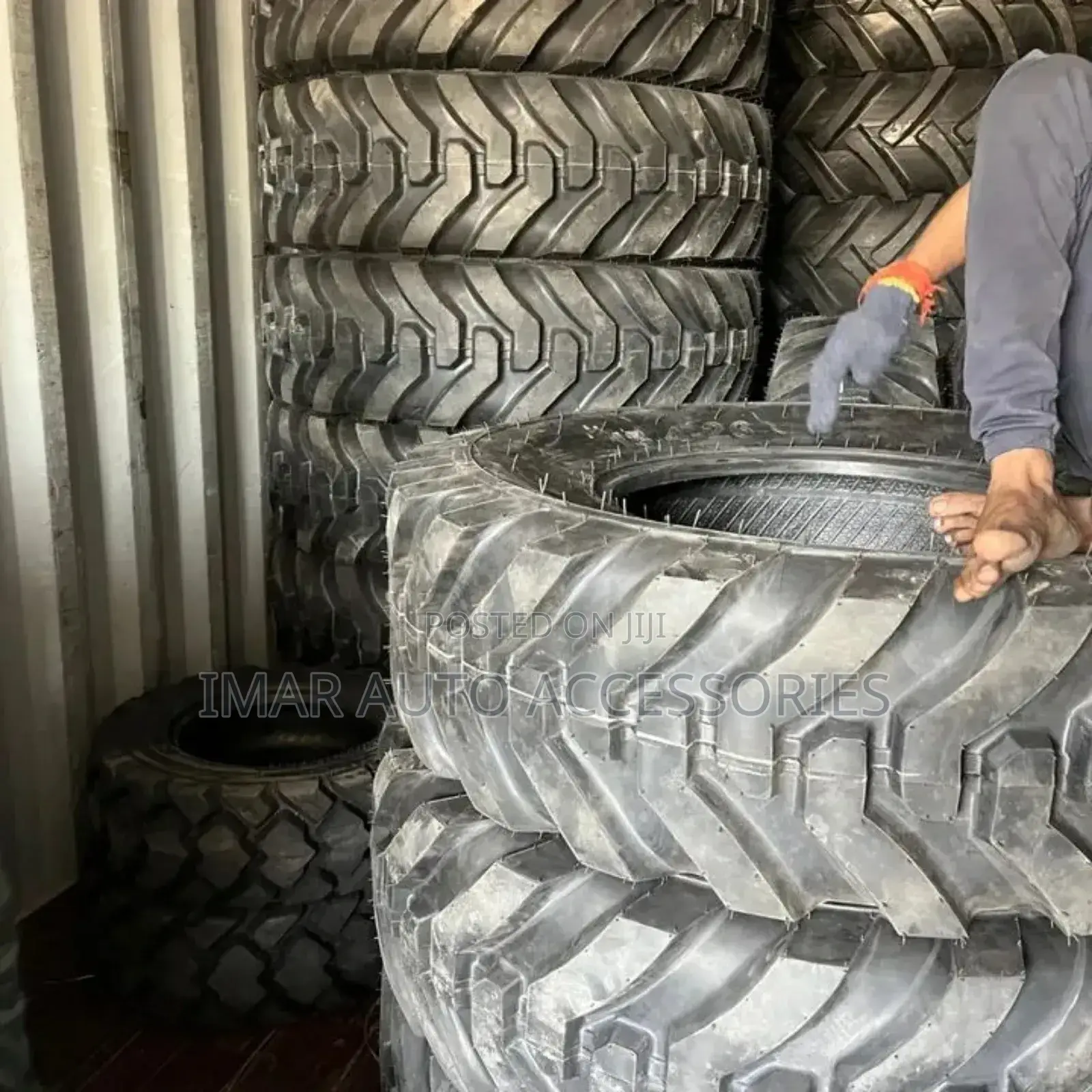 18.4-26 Red Lion Tractor Tyres – Heavy Duty High Traction