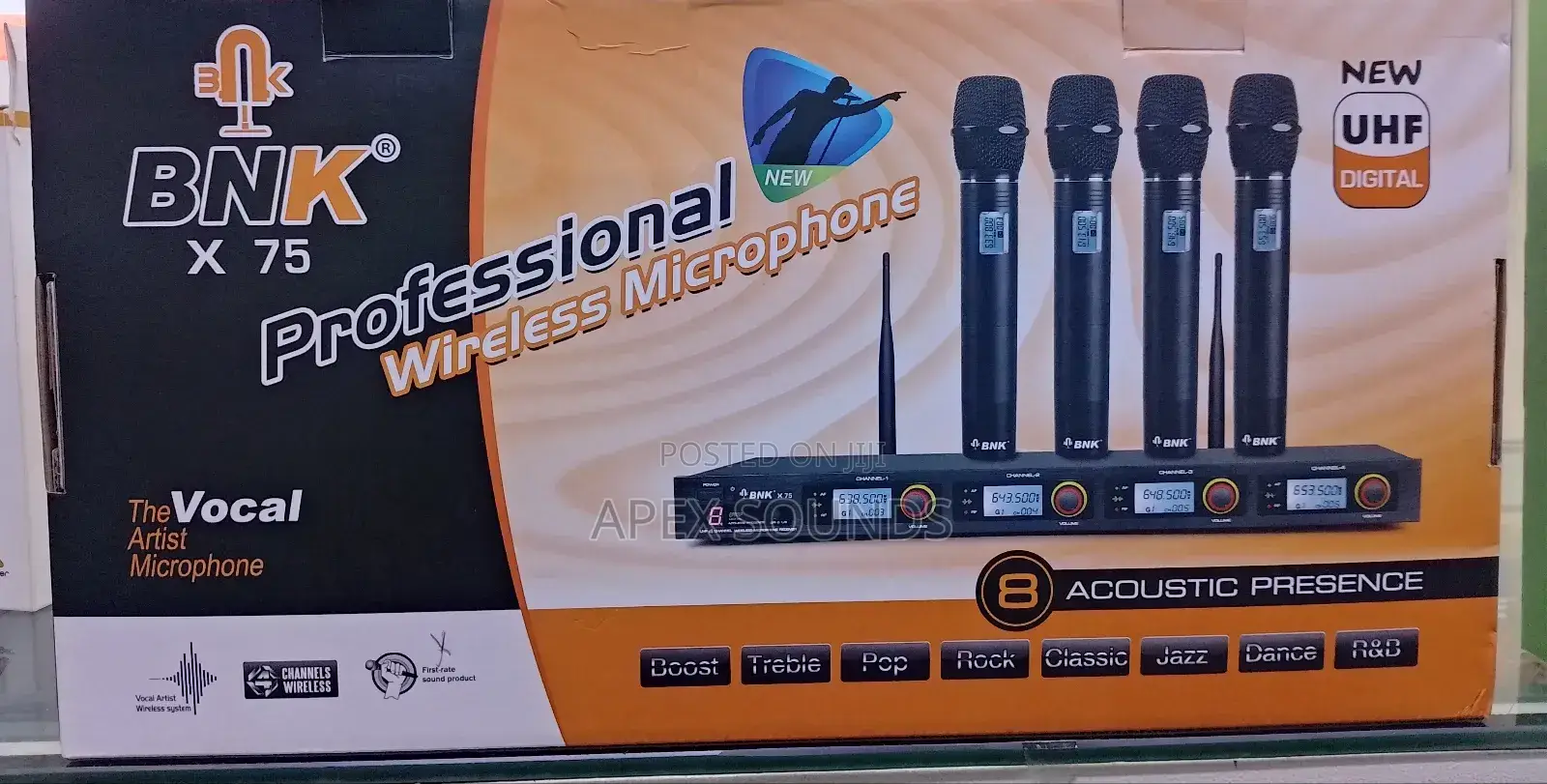 BNK × 75 4 in 1 Wireless Microphone