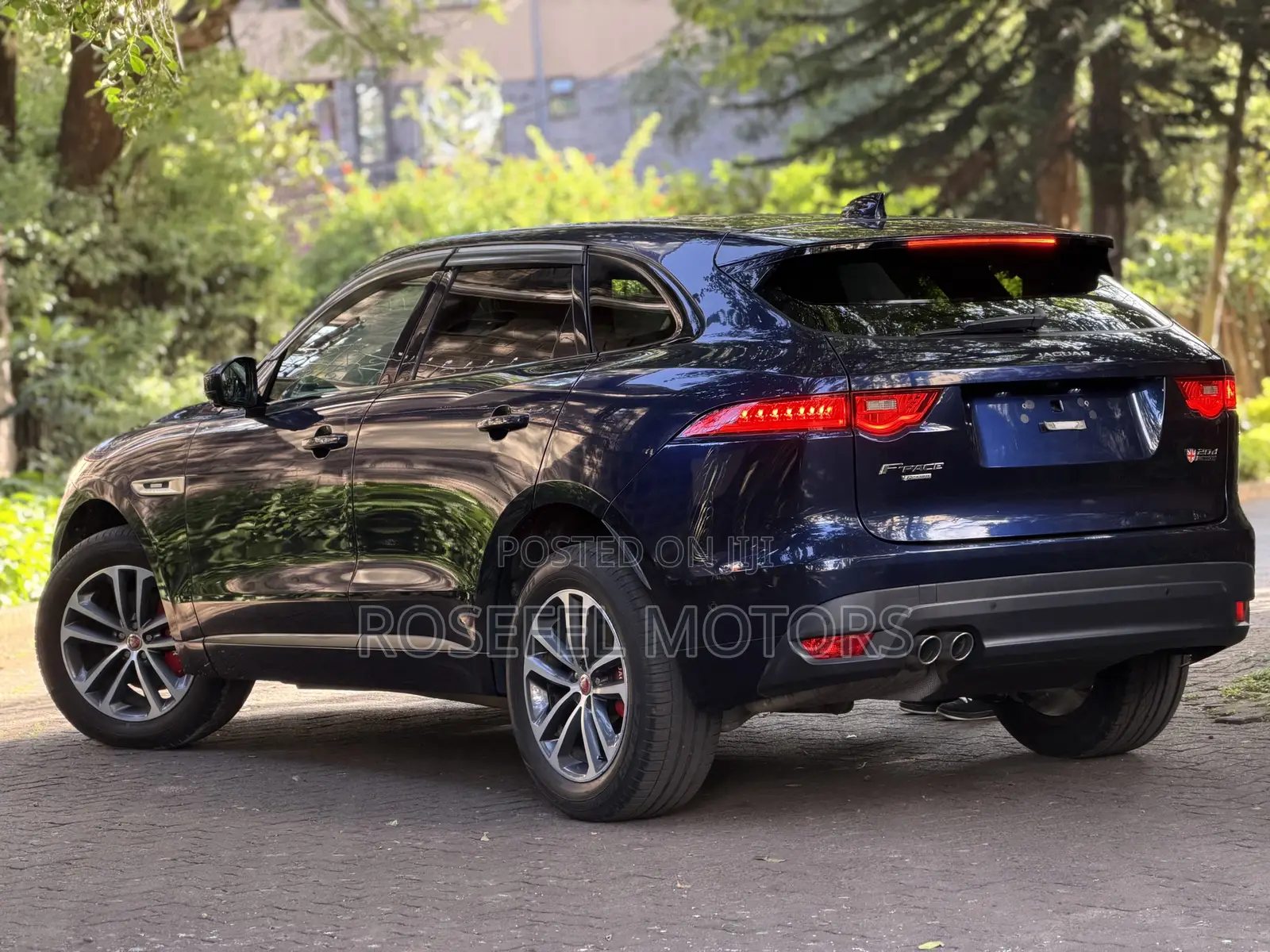 Jaguar F-Pace 20d R-Sport AWD 2019 Blue