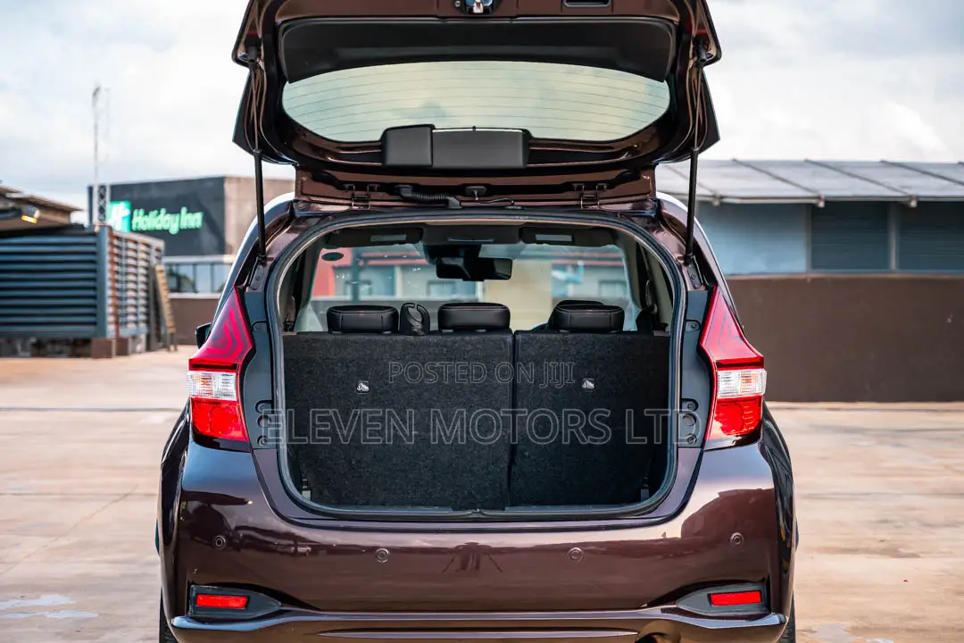 Nissan Note 2018 Brown