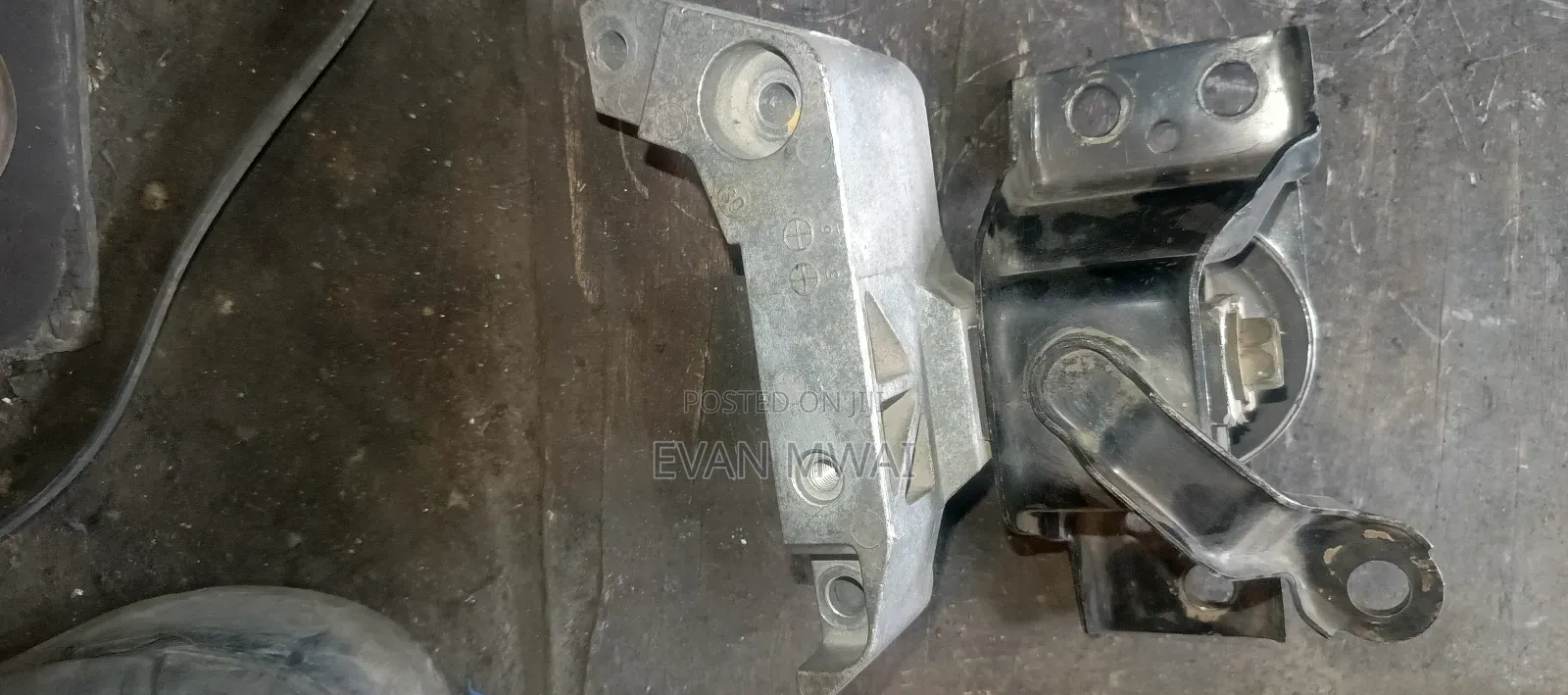 Nissan Tilda Note Wingroad Nv200 Engine Mounting